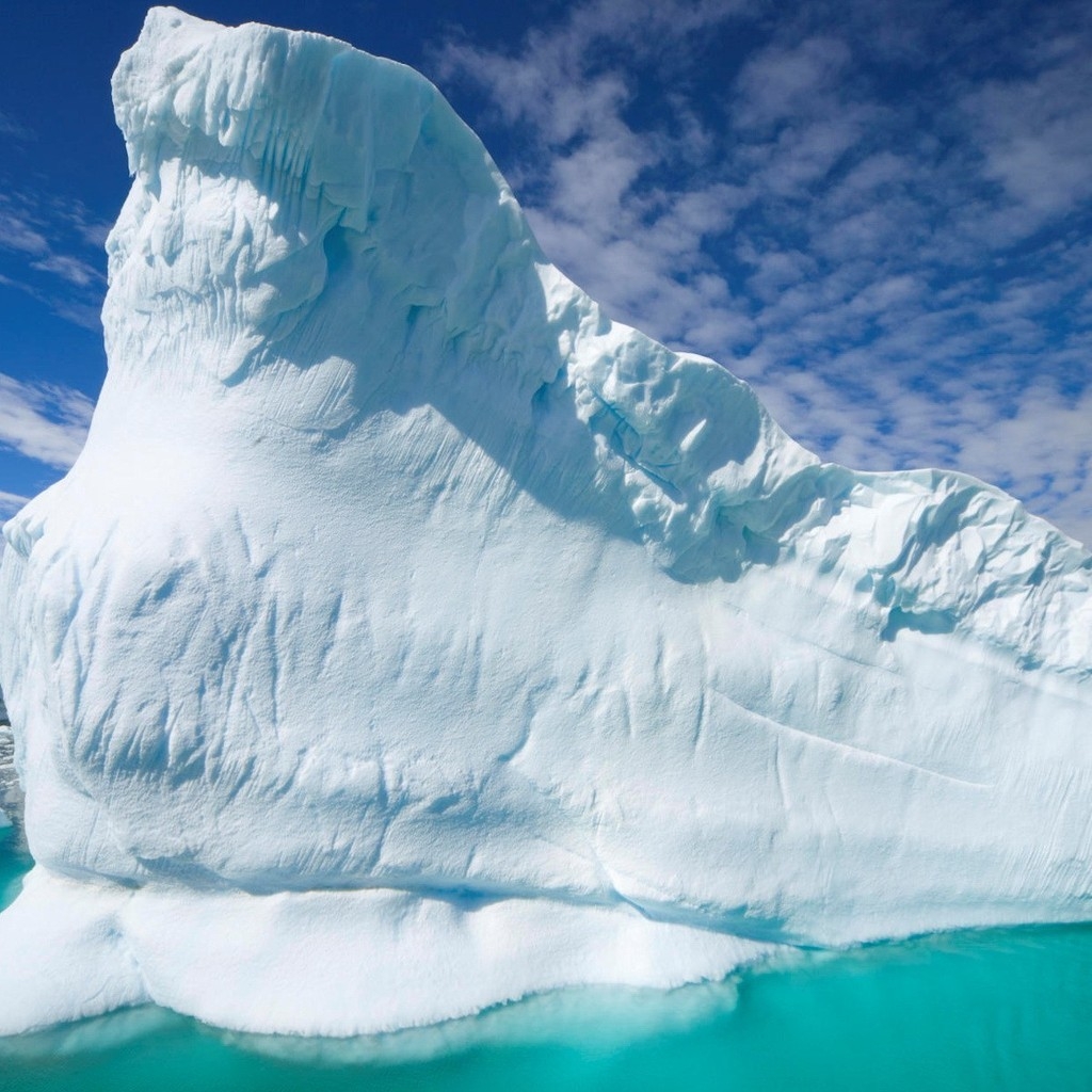 Big Iceberg for 1024 x 1024 iPad resolution