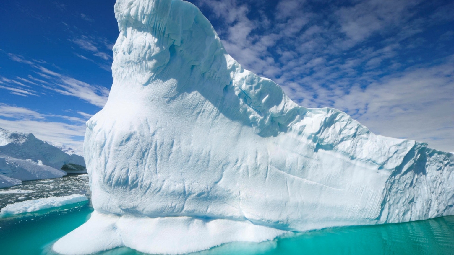 Big Iceberg for 1536 x 864 HDTV resolution