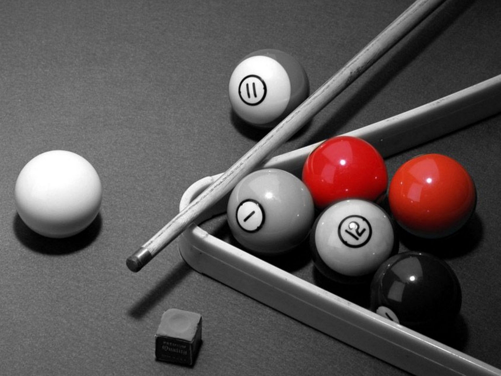 Black & White Pool Table for 1024 x 768 resolution