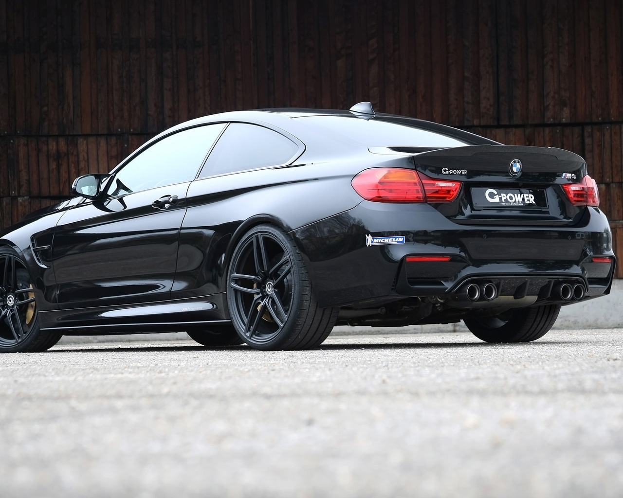 Black BMW M4 G-Power 2014 Rear for 1280 x 1024 resolution