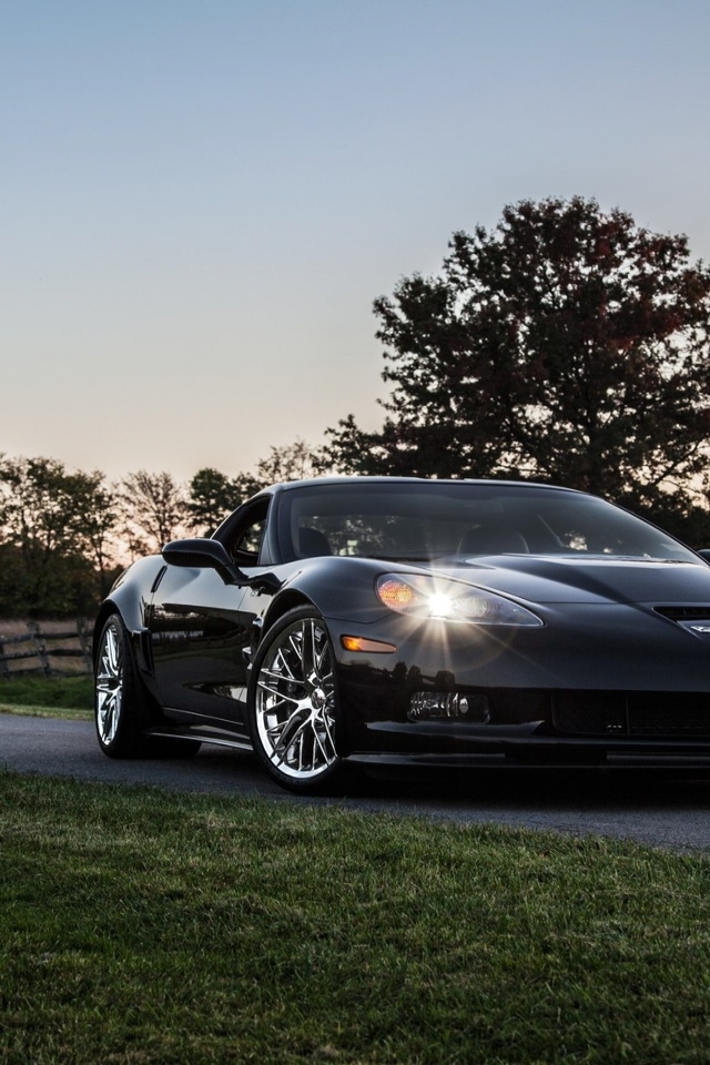Black Chevrolet Corvette ZR 1 for 640 x 960 iPhone 4 resolution
