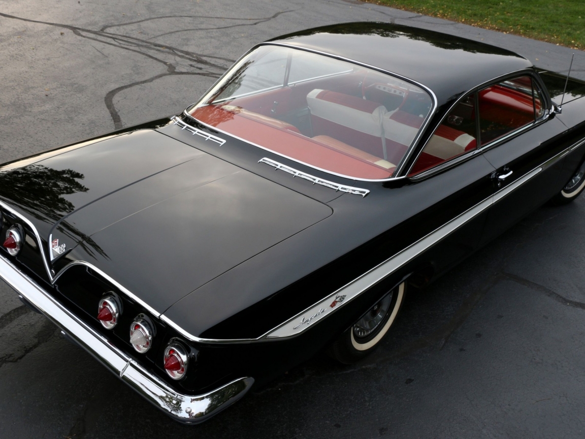 Black Chevrolet Impala 1961 for 1152 x 864 resolution
