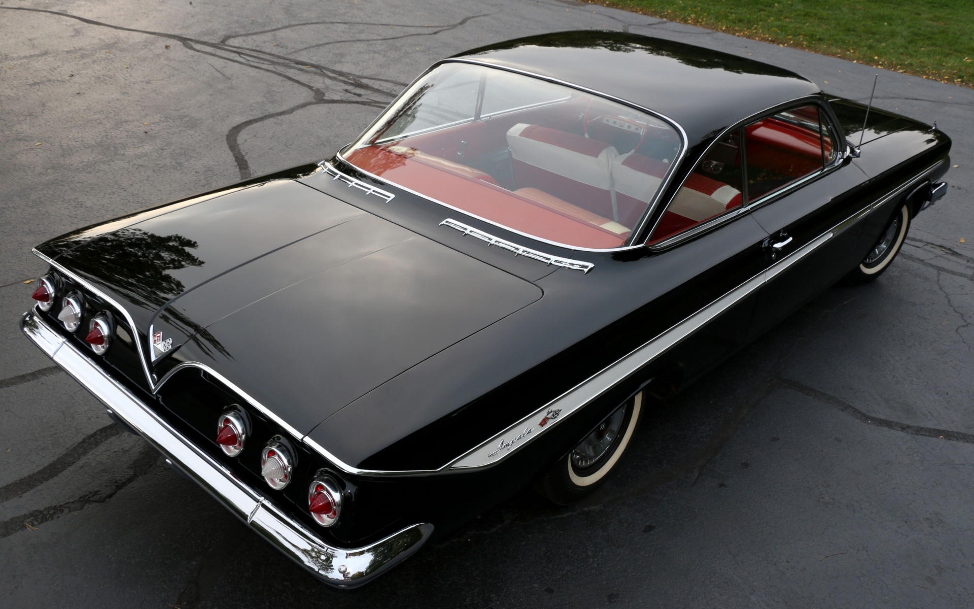 Black Chevrolet Impala 1961 for 1920 x 1200 widescreen resolution
