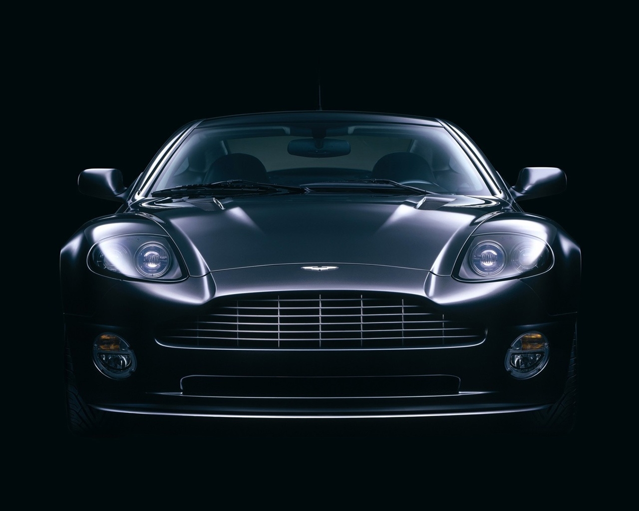 Black Front Aston Martin Vanquish for 1280 x 1024 resolution