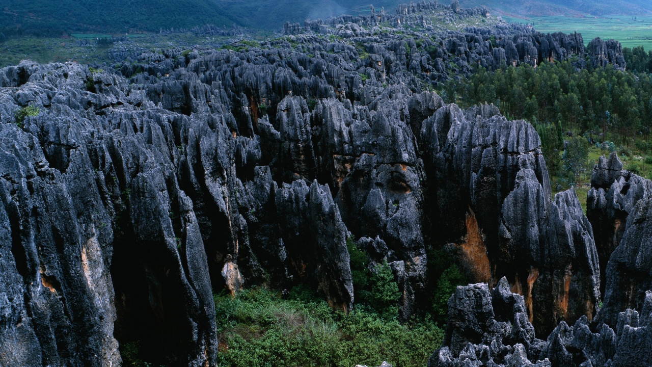 Black Rocks for 1280 x 720 HDTV 720p resolution