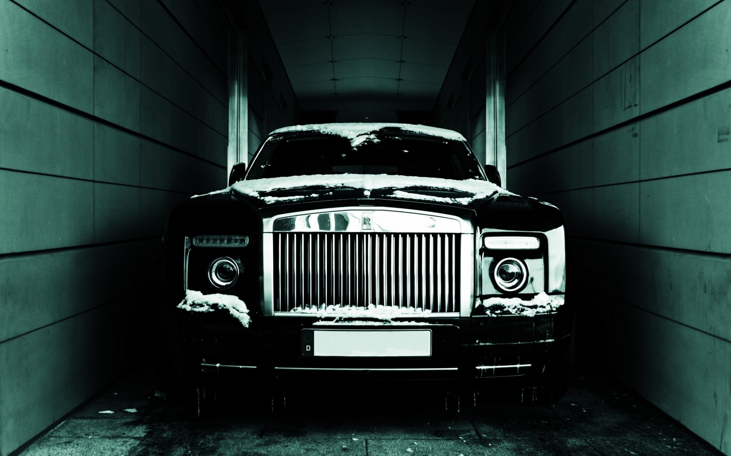 Black Rolls Royce Phantom Coupe for 1440 x 900 widescreen resolution