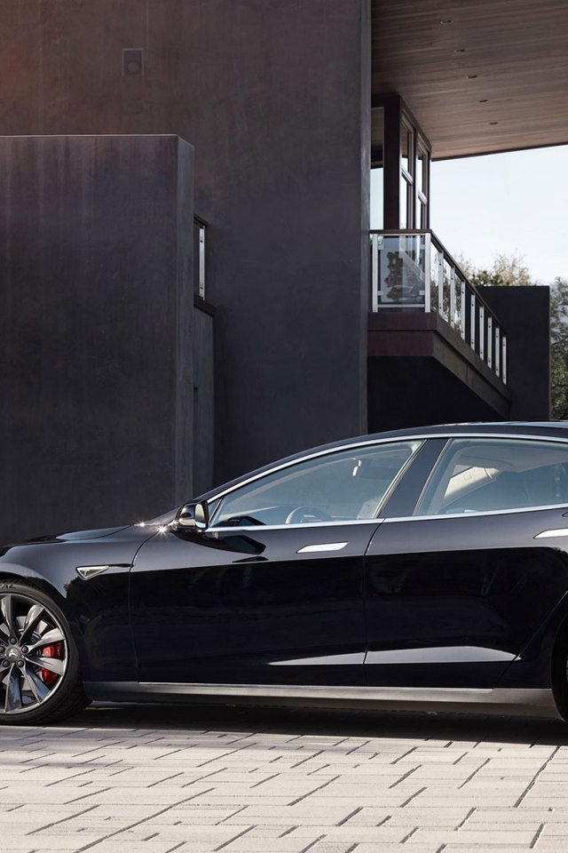 Black Tesla Model S 2015 for 640 x 960 iPhone 4 resolution