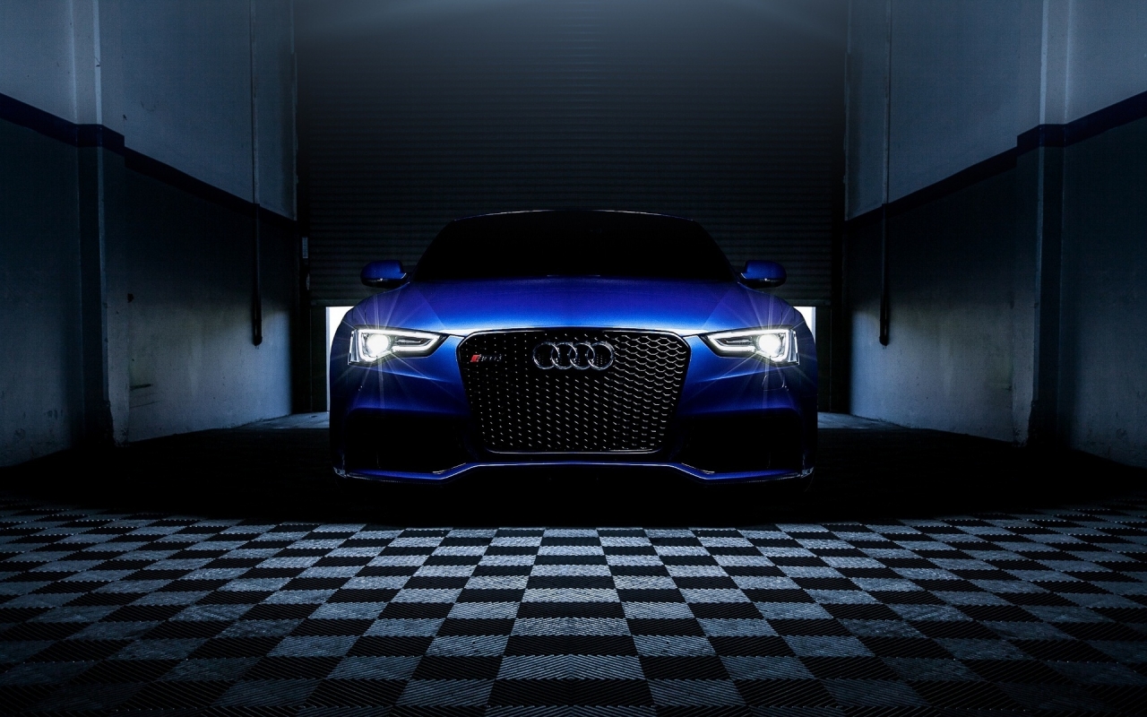 Blue Audi RS5 for 1280 x 800 widescreen resolution