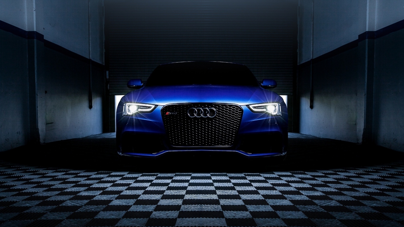 Blue Audi RS5 for 1536 x 864 HDTV resolution