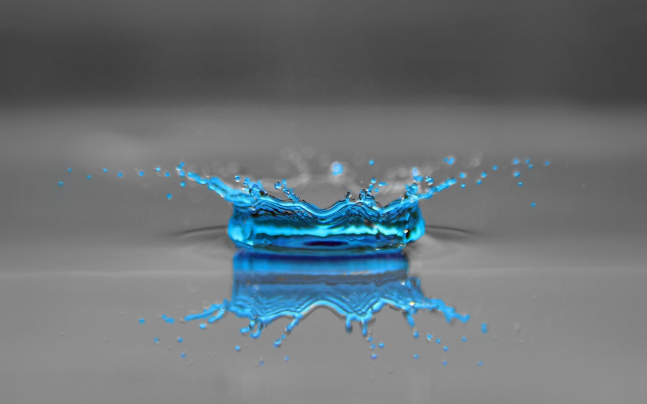Blue Drop of Water for 1280 x 800 widescreen resolution