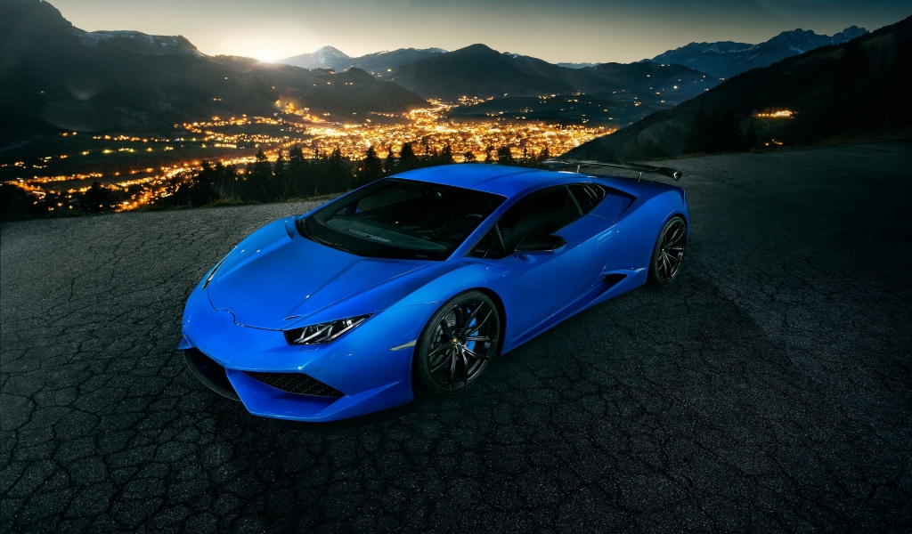 Blue Lamborghini Huracan for 1024 x 600 widescreen resolution