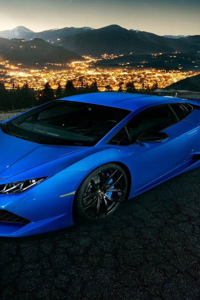 Blue Lamborghini Huracan for 640 x 960 iPhone 4 resolution