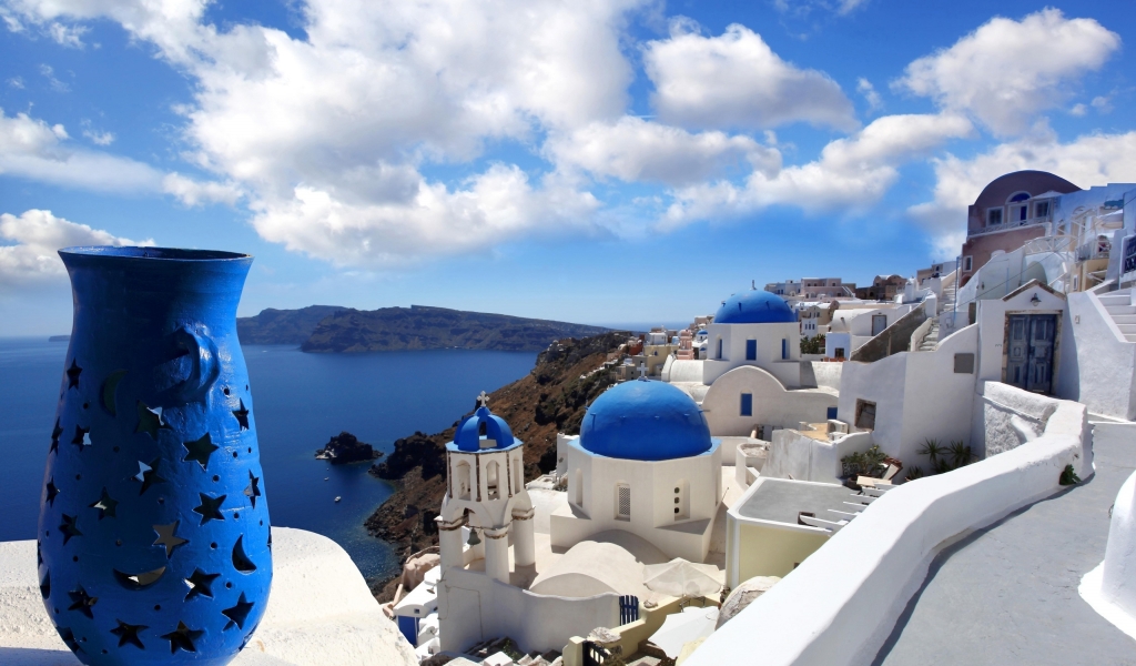 Blue Santorini Greece for 1024 x 600 widescreen resolution