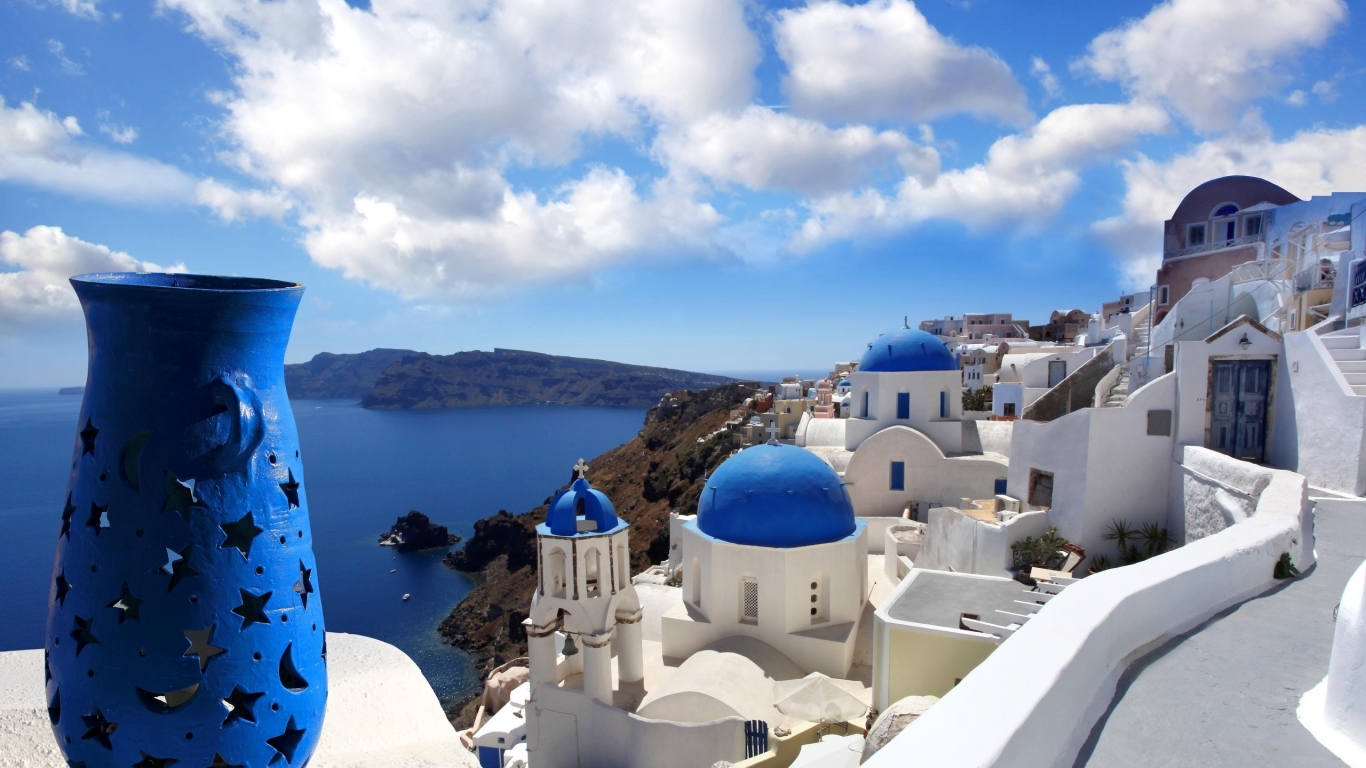 Blue Santorini Greece for 1366 x 768 HDTV resolution