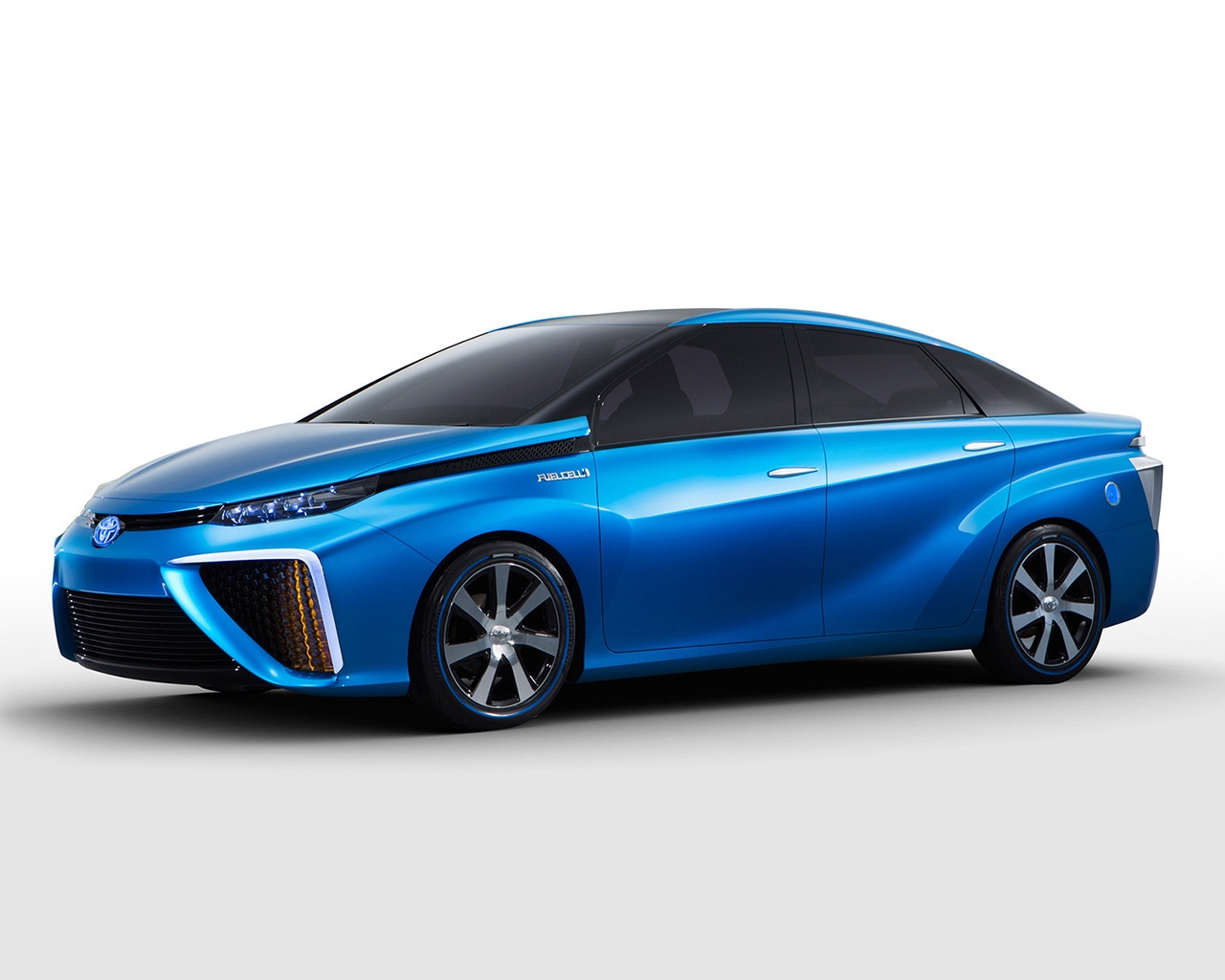 Blue Toyota FCV Concept for 1280 x 1024 resolution