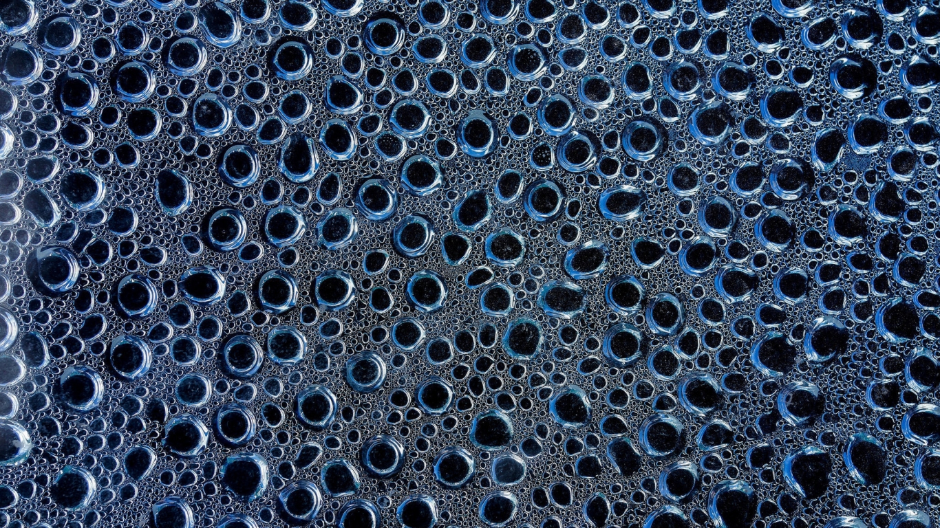Blue Water Drops for 1366 x 768 HDTV resolution