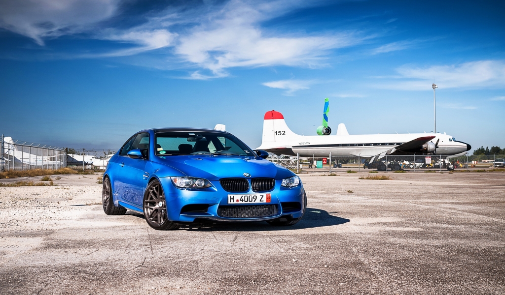 BMW 3 Series M3 for 1024 x 600 widescreen resolution
