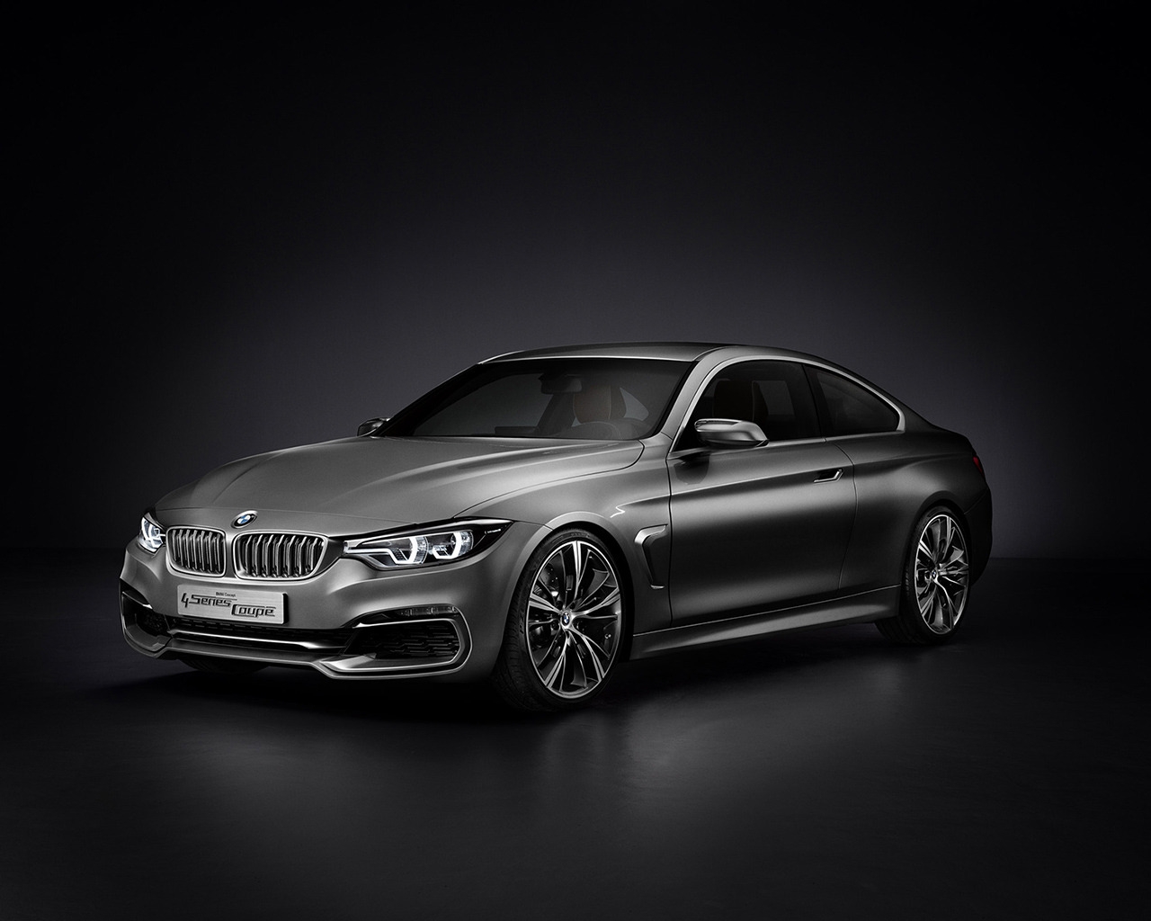 BMW 4 Series Coupe Concept Studio for 1280 x 1024 resolution