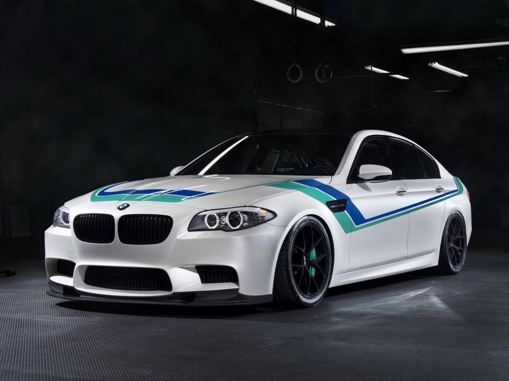 BMW F10 M Performance for 1024 x 768 resolution