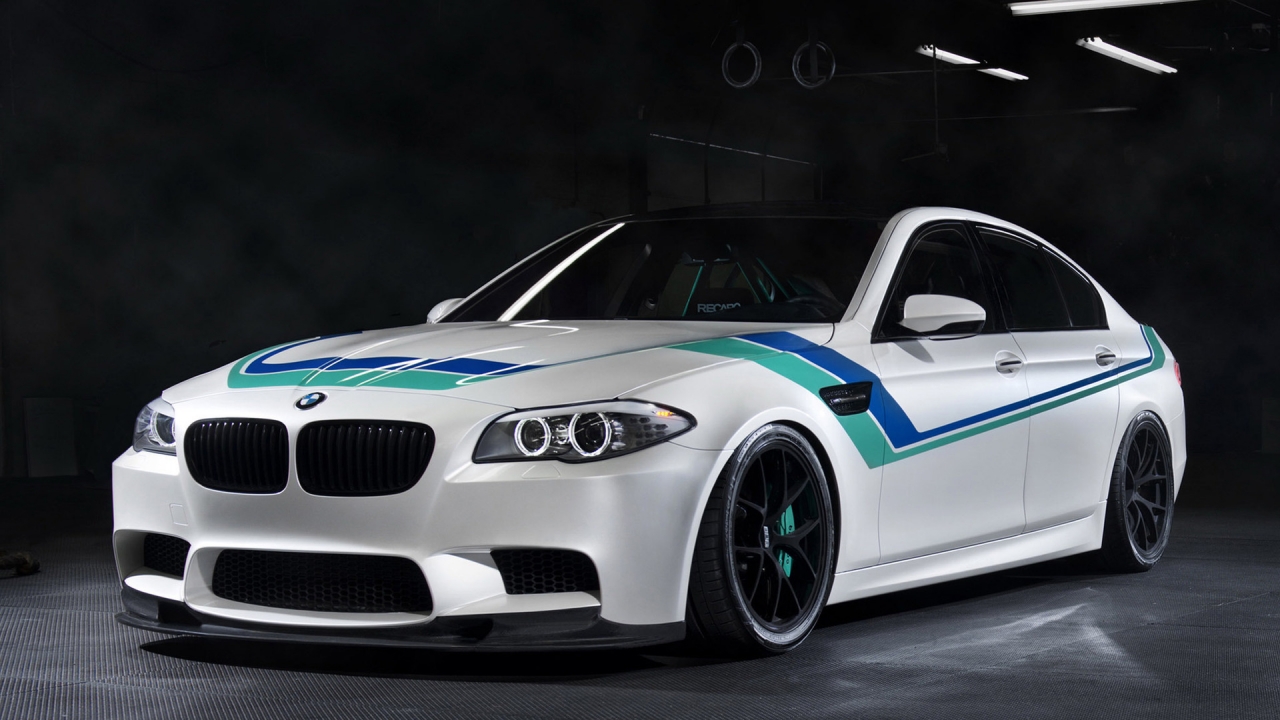 BMW F10 M Performance for 1280 x 720 HDTV 720p resolution