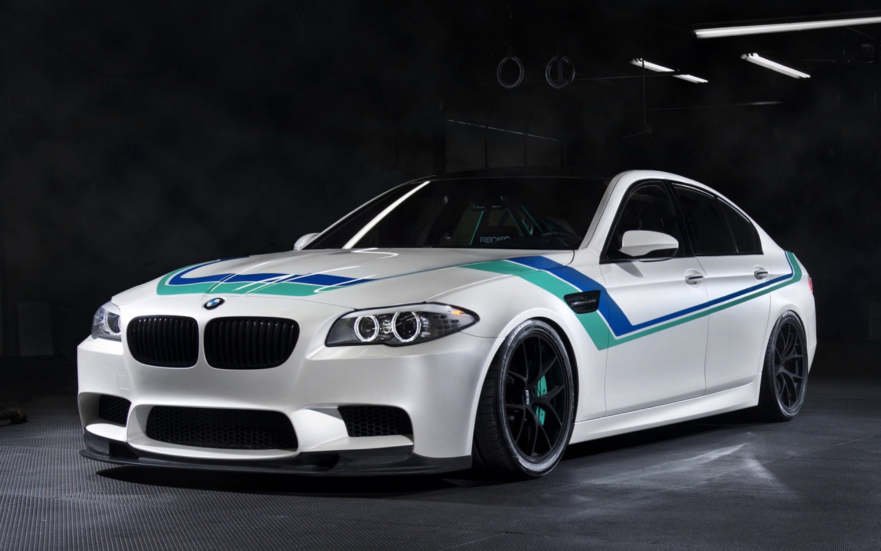BMW F10 M Performance for 1280 x 800 widescreen resolution