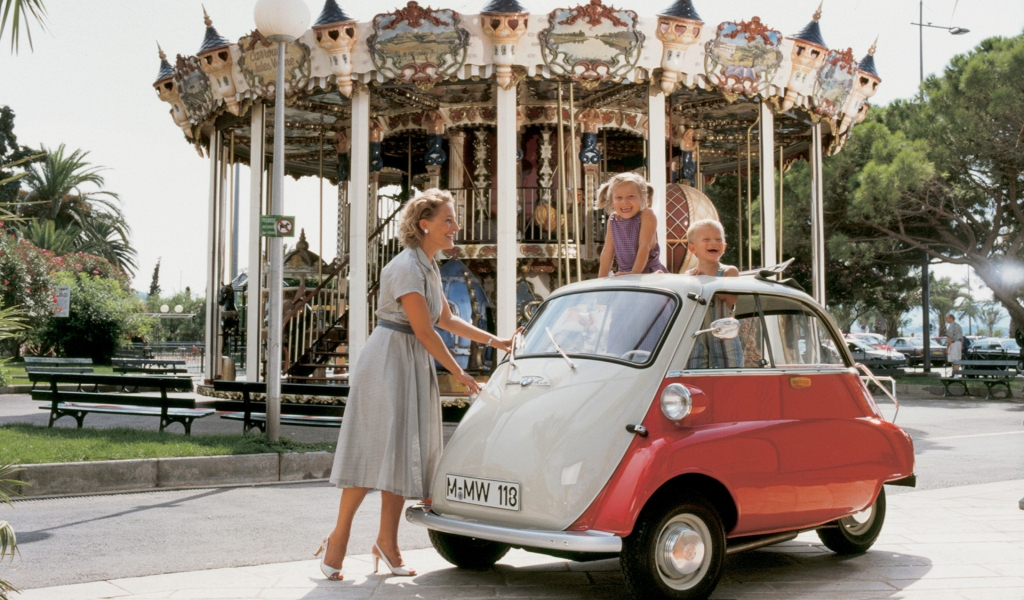 BMW Isetta for 1024 x 600 widescreen resolution