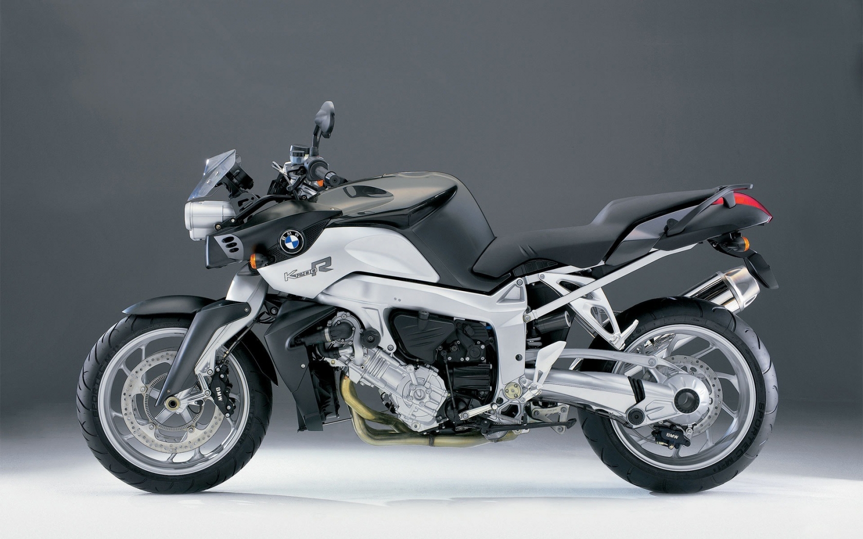 BMW K1200R for 1680 x 1050 widescreen resolution