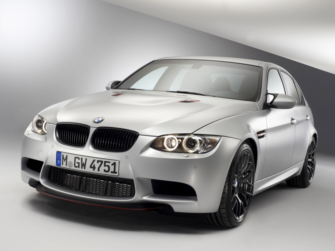 BMW M3 E90 CRT Front for 1152 x 864 resolution