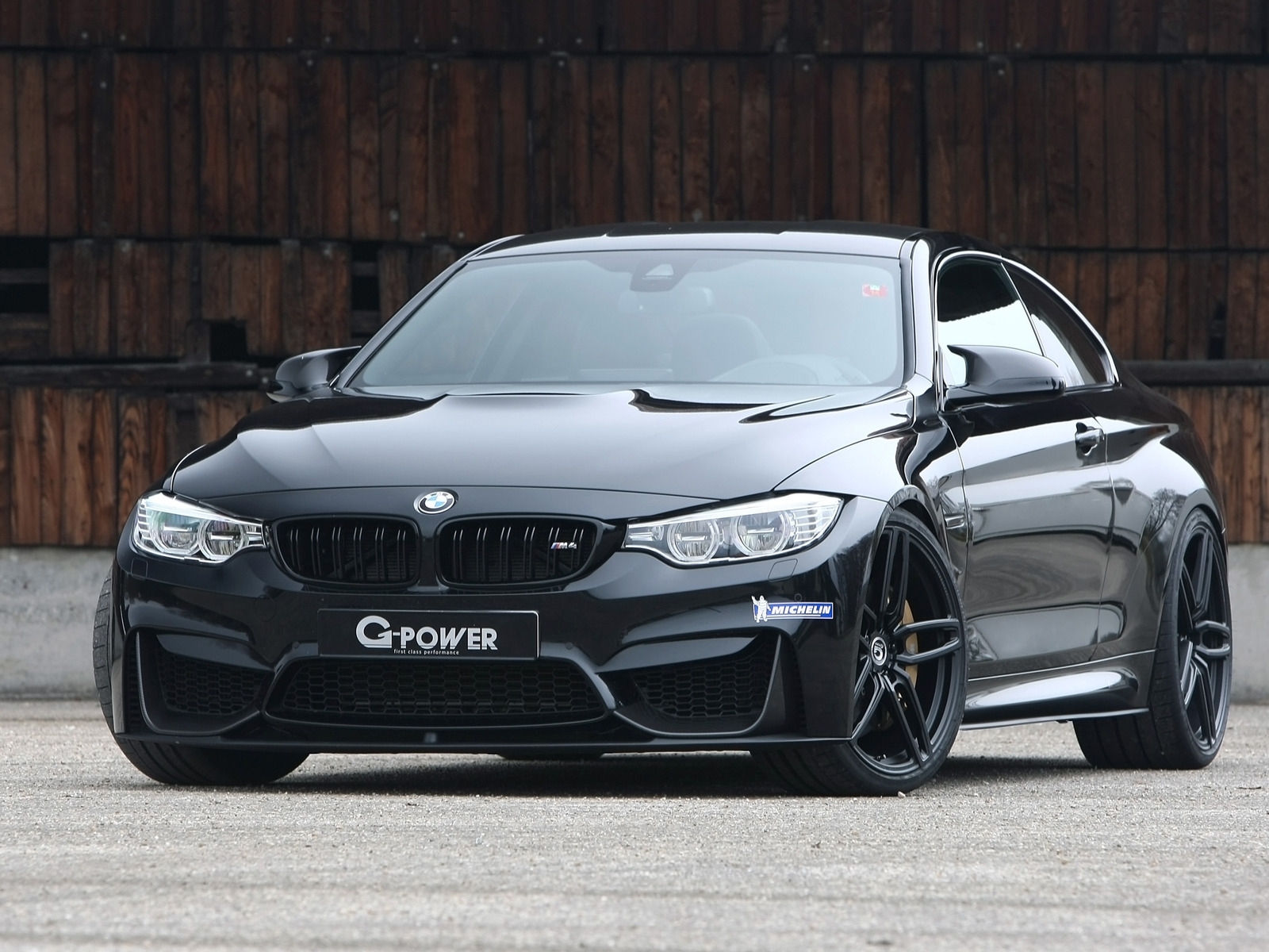 BMW M4 G-Power for 1600 x 1200 resolution