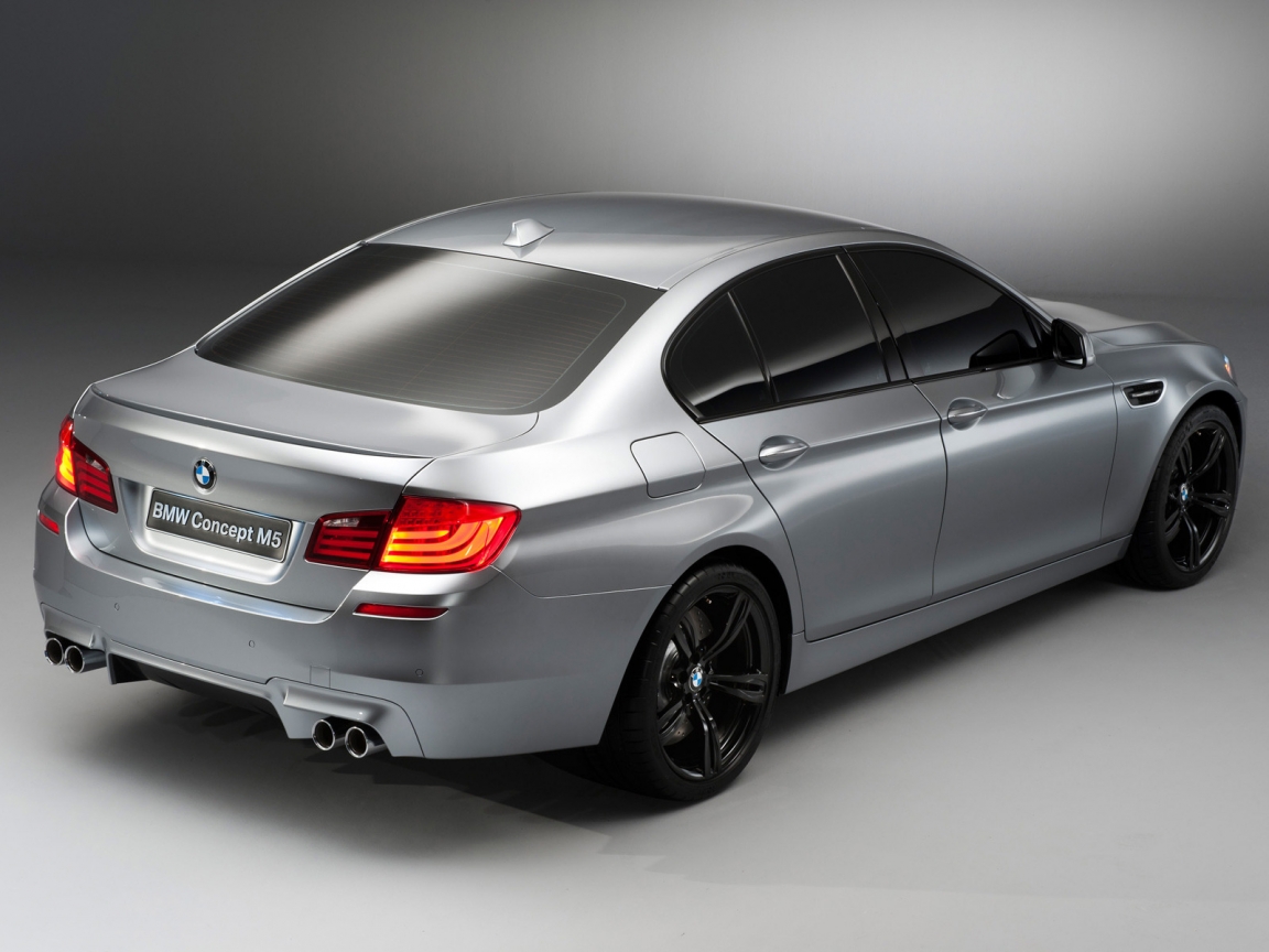 BMW M5 Concept 2012 Side and Rear for 1152 x 864 resolution