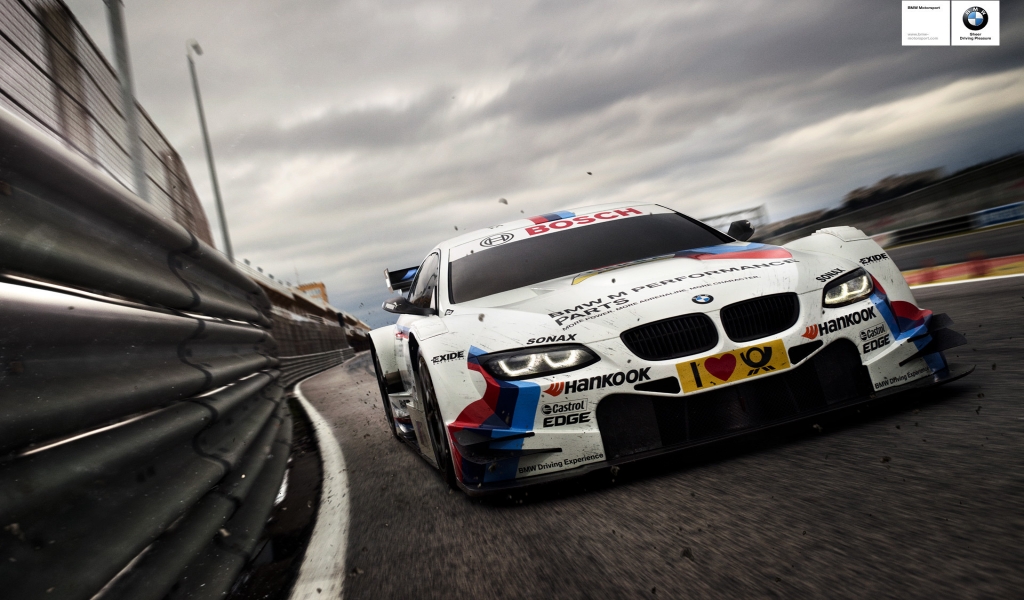 BMW Racing Car for 1024 x 600 widescreen resolution
