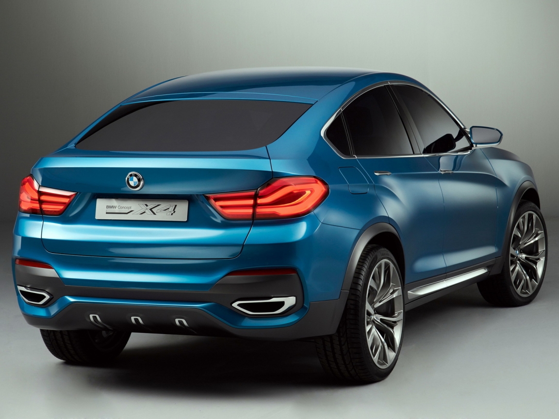BMW X4 Back View for 1152 x 864 resolution
