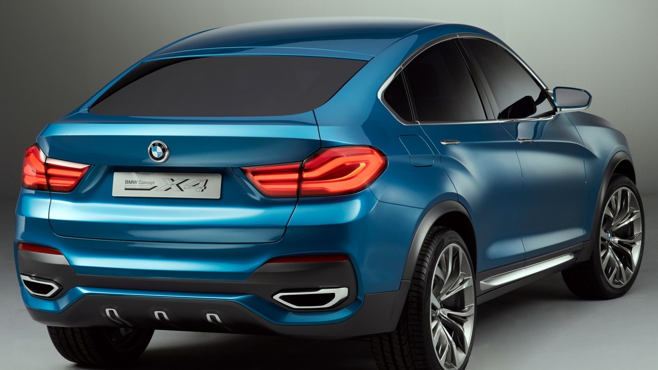 BMW X4 Back View for 1280 x 720 HDTV 720p resolution