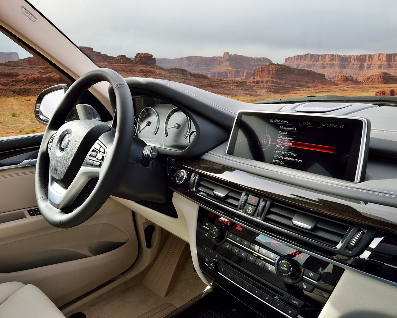BMW X5 2014 Dashboard for 1280 x 1024 resolution