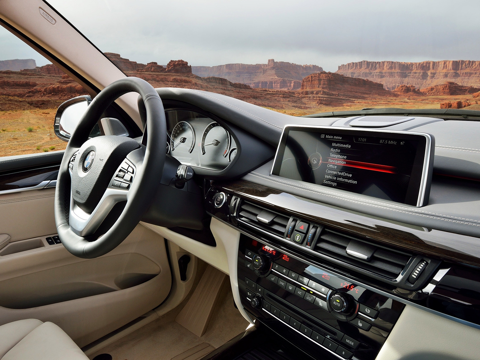 BMW X5 2014 Dashboard for 1600 x 1200 resolution