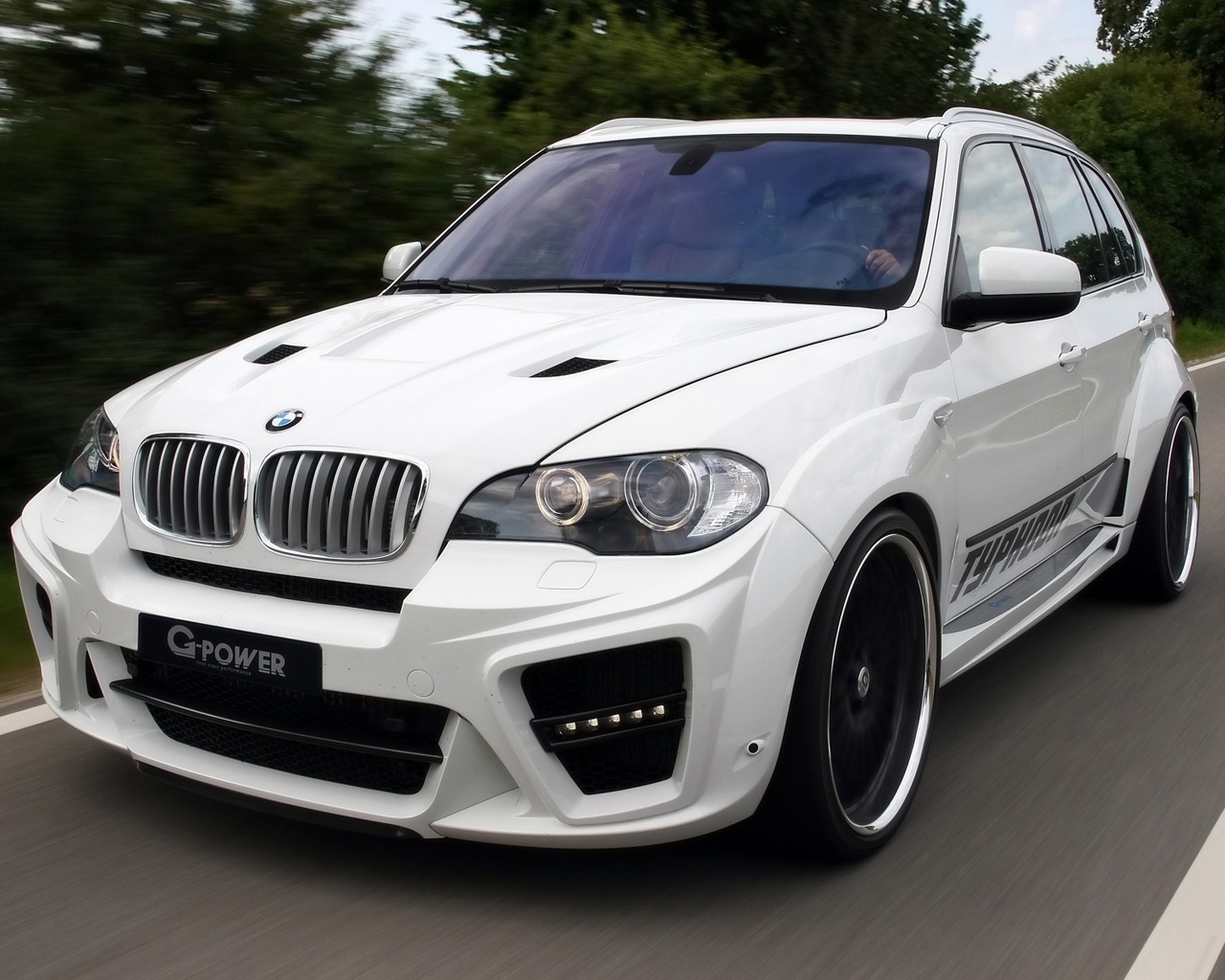 BMW X5 Typhoon RS 2010 G Power for 1280 x 1024 resolution