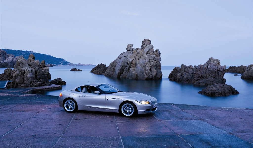 BMW Z4 Coupe for 1024 x 600 widescreen resolution