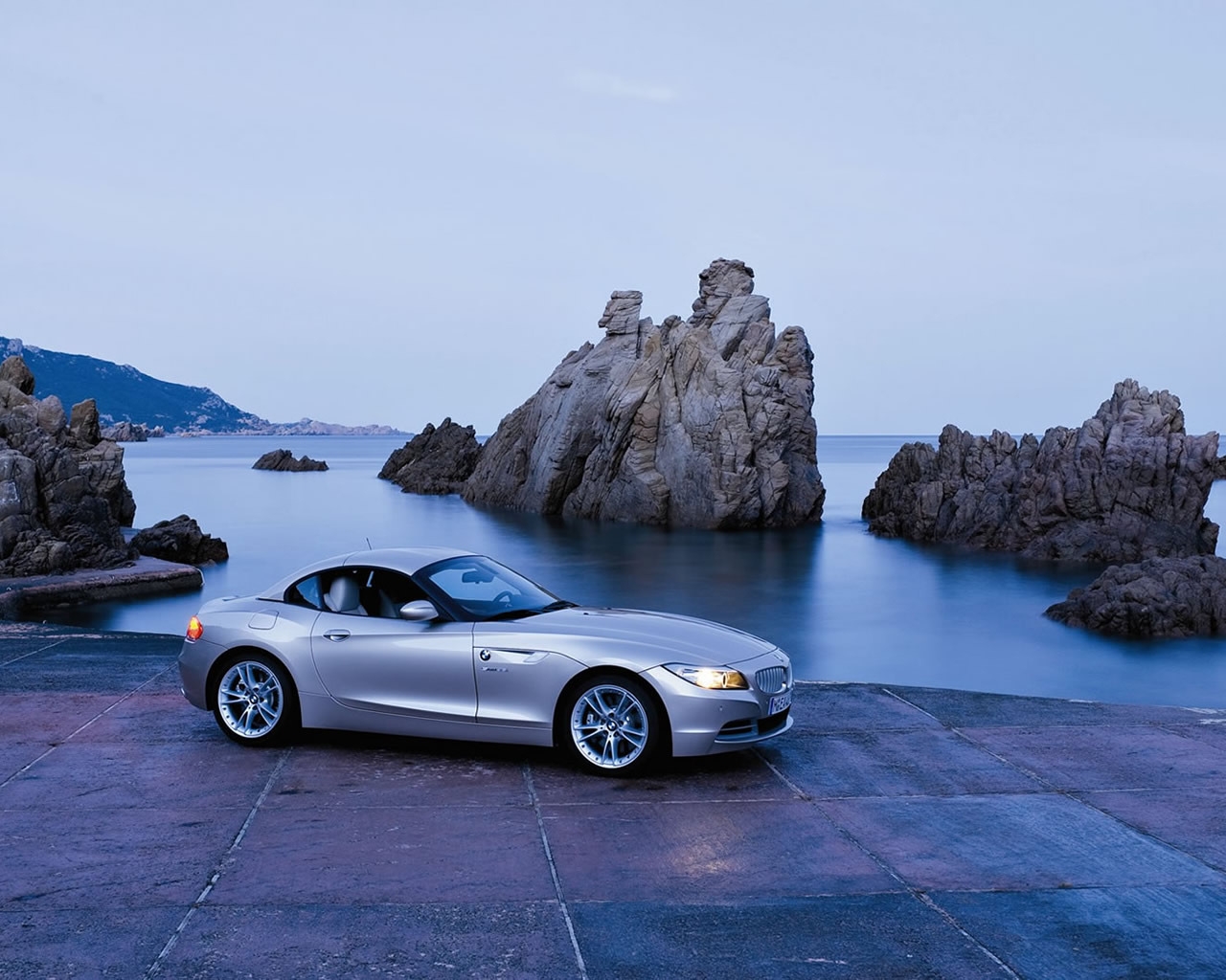 BMW Z4 Coupe for 1280 x 1024 resolution