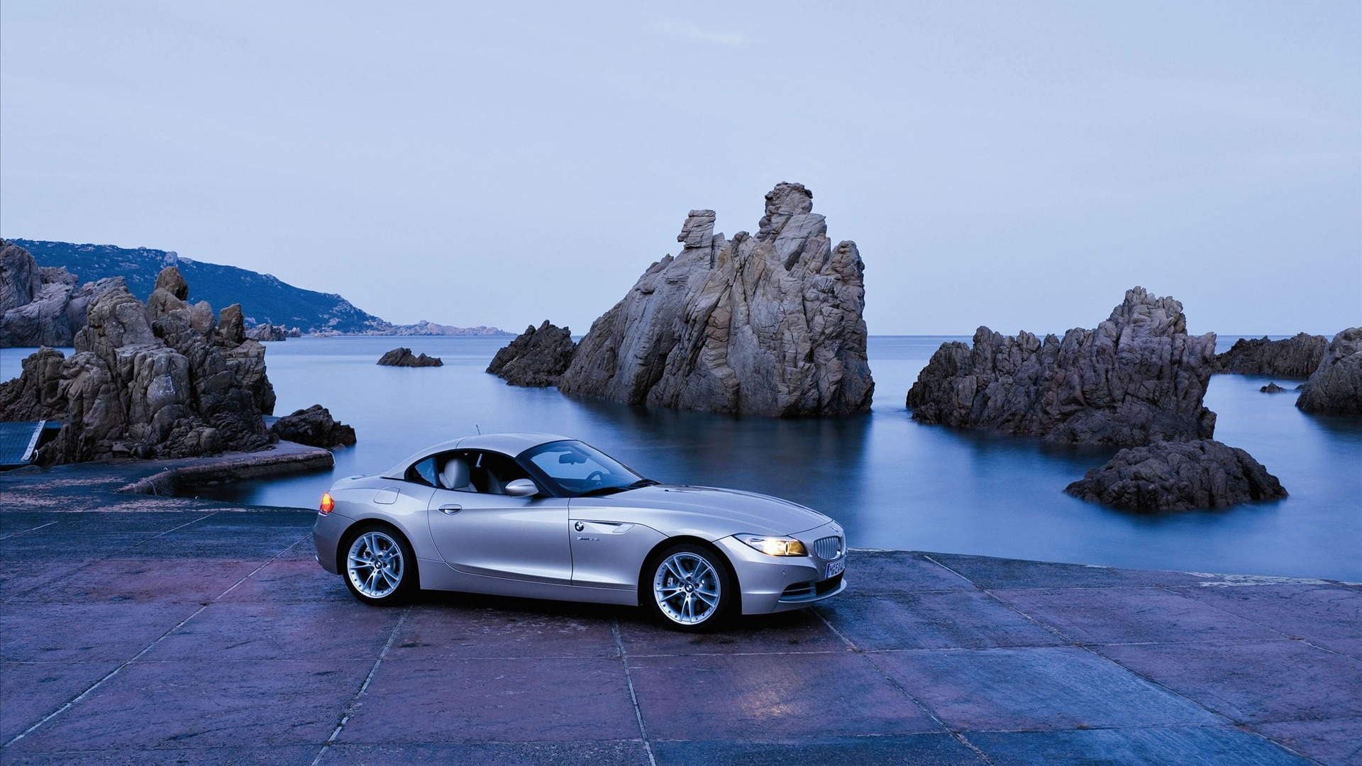 BMW Z4 Coupe for 1920 x 1080 HDTV 1080p resolution