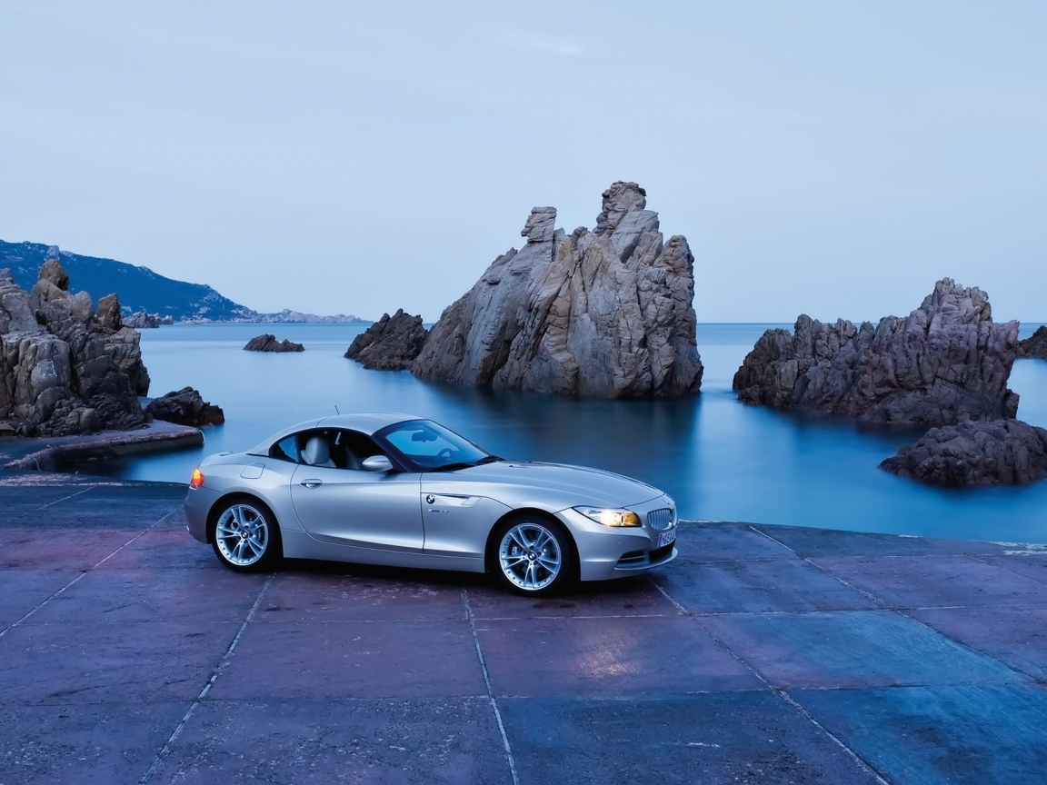 BMW Z4 Roadster Seashore 2009 for 1152 x 864 resolution