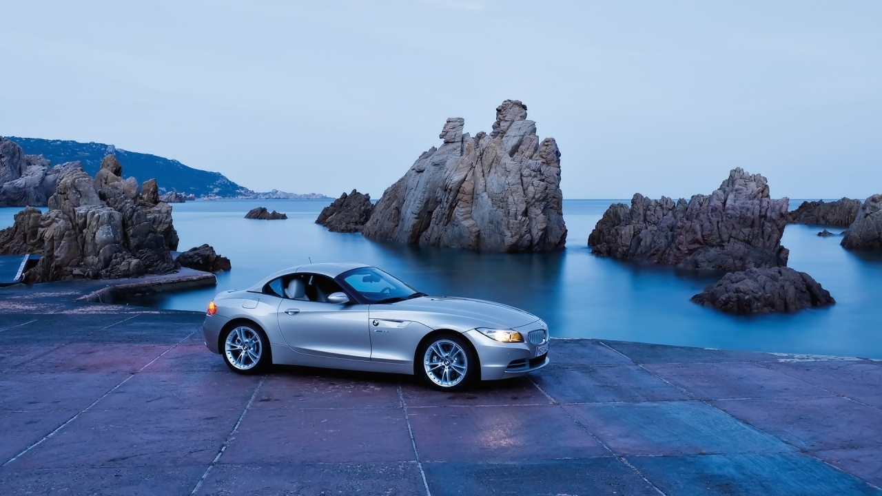 BMW Z4 Roadster Seashore 2009 for 1280 x 720 HDTV 720p resolution