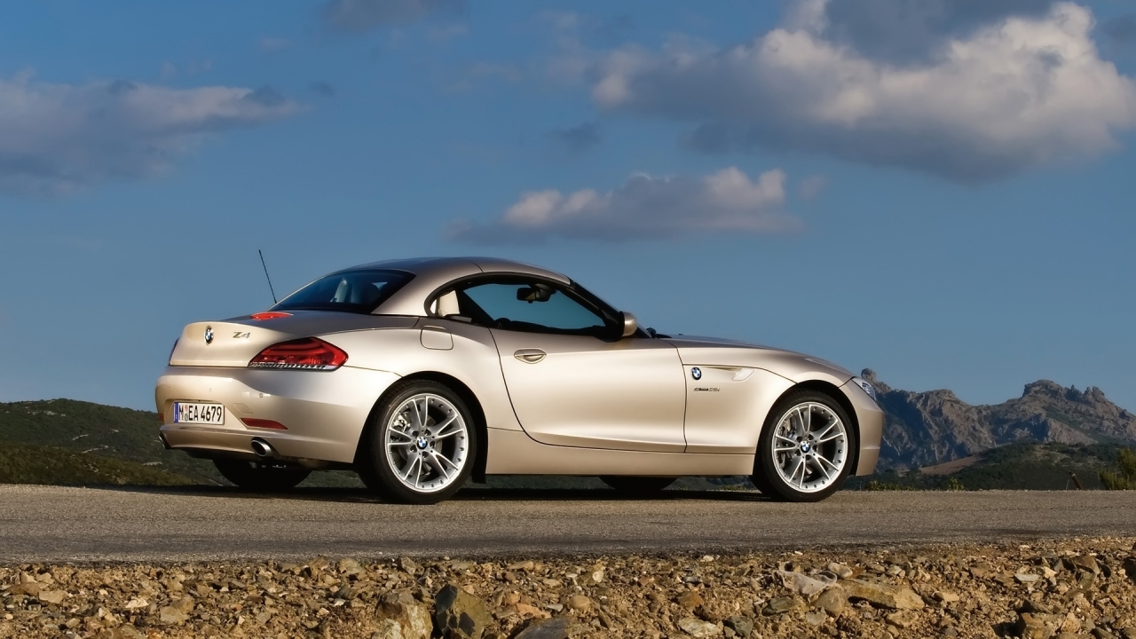 BMW Z4 Roadster Top Up 2009 for 1280 x 720 HDTV 720p resolution