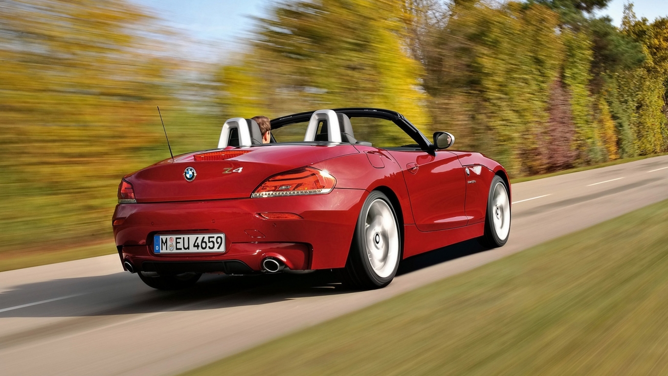 BMW Z4 sDrive35is Rear 2010 for 1366 x 768 HDTV resolution