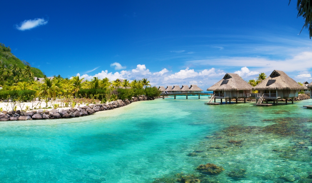 Bora Bora Hilton for 1024 x 600 widescreen resolution