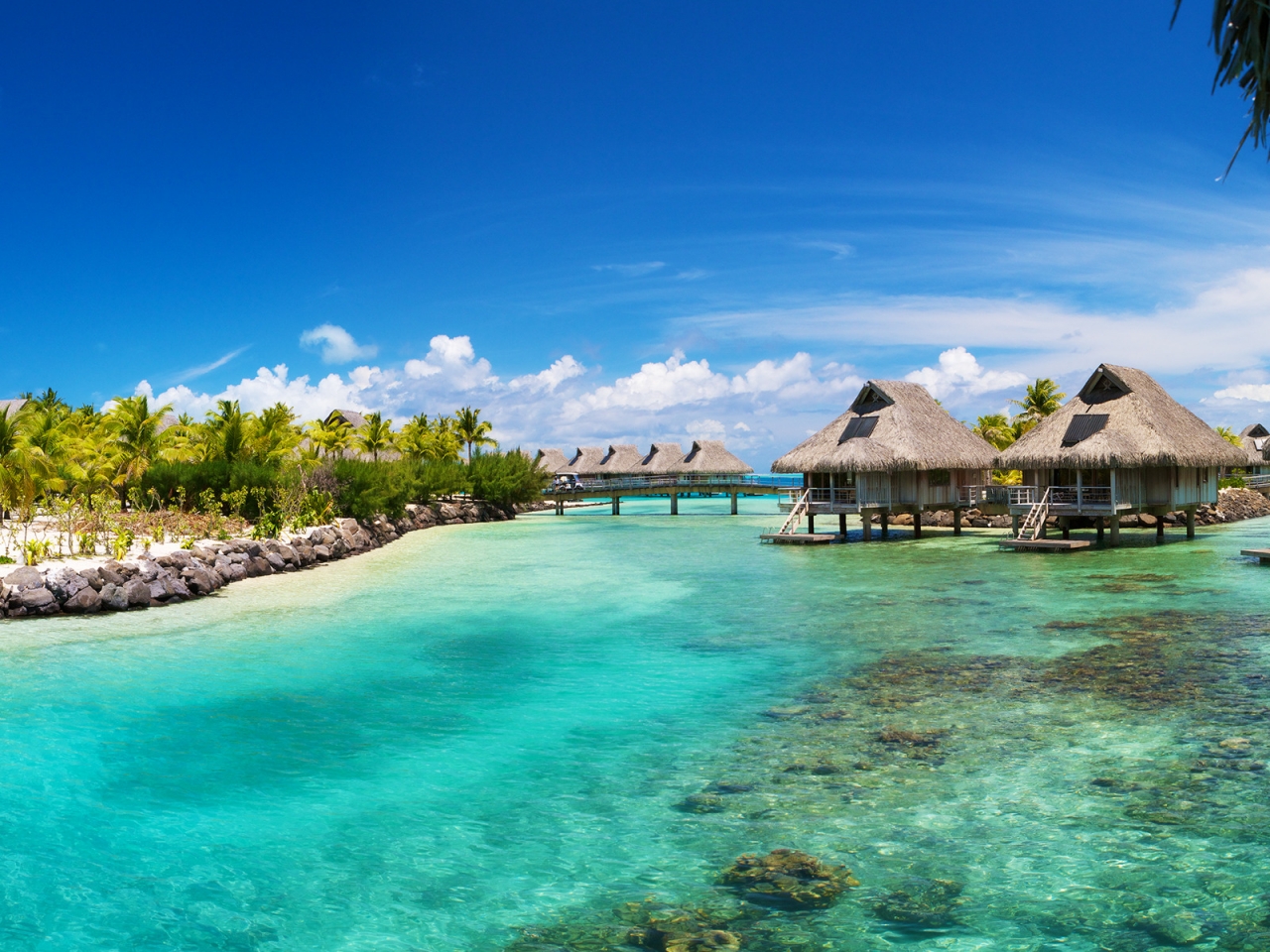 Bora Bora Hilton for 1280 x 960 resolution