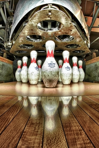 Bowling Game for 320 x 480 iPhone resolution
