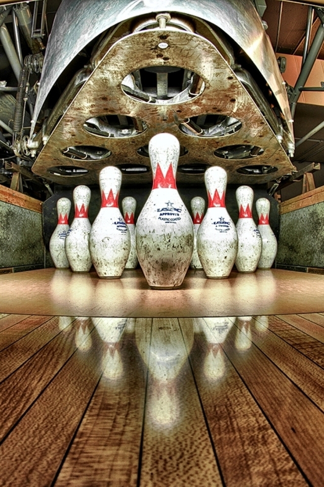 Bowling Game for 640 x 960 iPhone 4 resolution