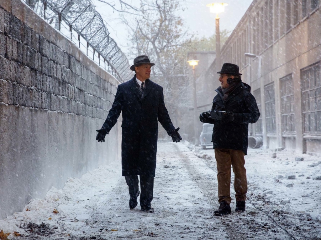 Bridge of Spies Tom and Steven for 1024 x 768 resolution