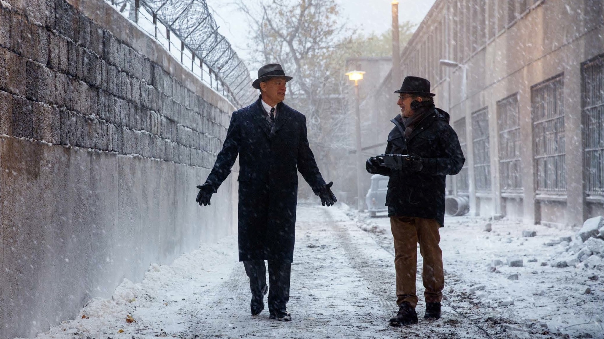 Bridge of Spies Tom and Steven for 1920 x 1080 HDTV 1080p resolution