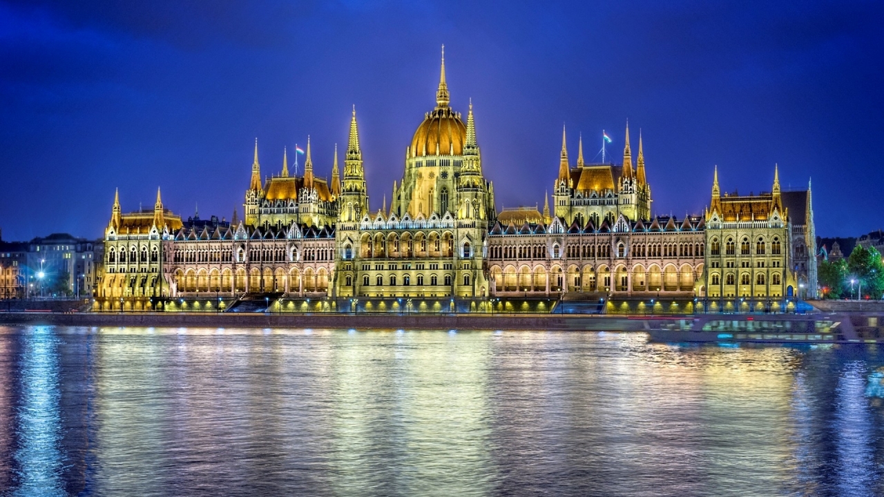 Budapest HDR Landscape for 1280 x 720 HDTV 720p resolution